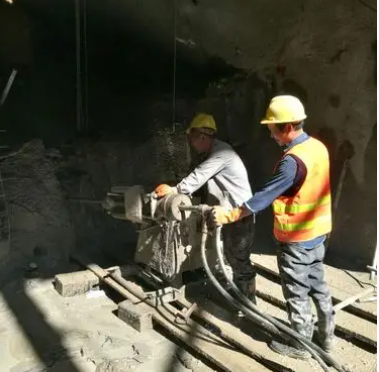 江宁水下抗分散灌浆料特点 水下不分散注浆料介绍